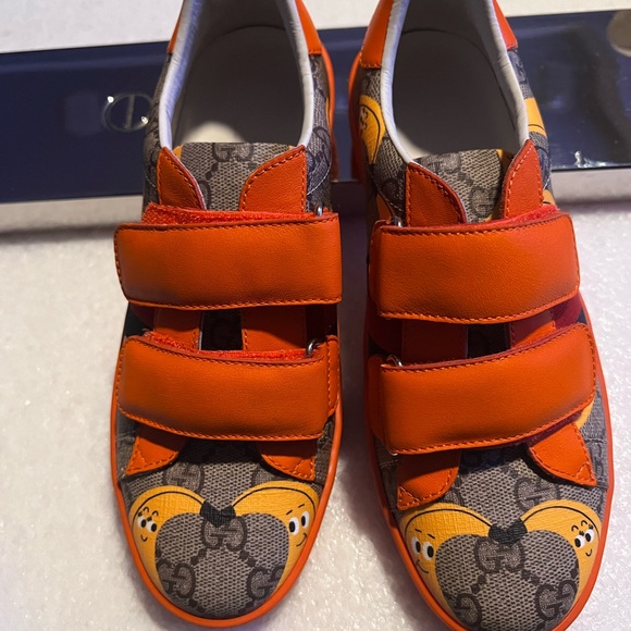 So Cool!
Gucci Kids 20mm Supreme Gg H2o Banana  Velcro Strap Sneakers Size 34(3) - Picture 3 of 9